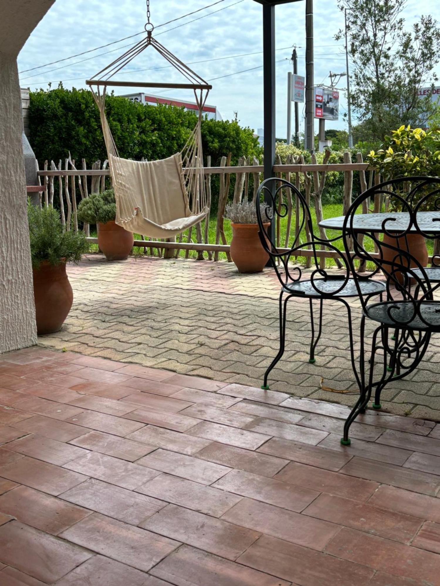 Ferienwohnung Les Flo Location Aigues-Mortes Exterior foto